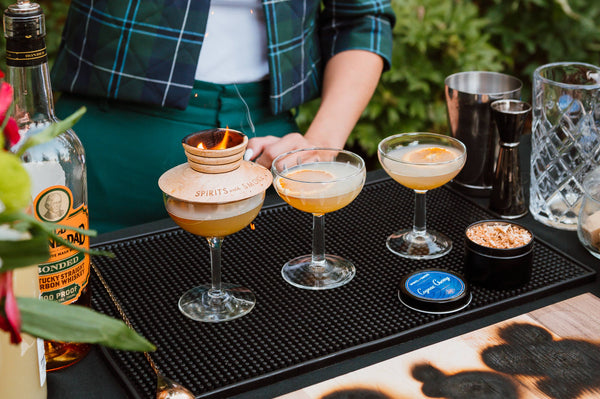 Spirits WIth Smoke - Smoking Saucer Set