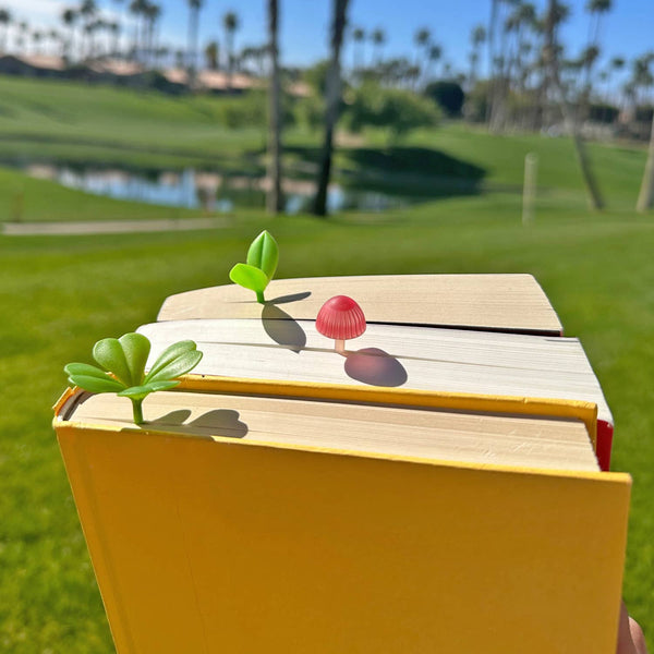 Fred & Friends - Sprout - Little Green Bookmarks
