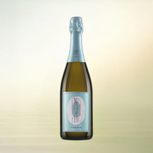 Leitz Eins Zwei Zero Sparkling Riesling non-alcoholic wine bottle on cream background