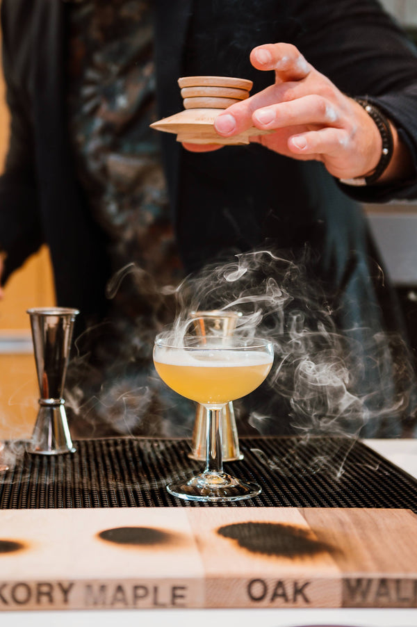 Spirits With Smoke - Smoking Saucer Set, alcohol-free